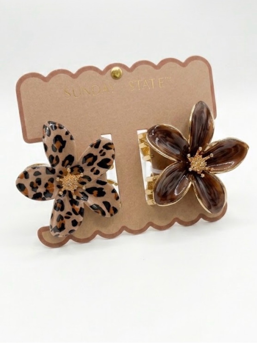 NWT βοΈπ€βοΈ Sunday State Floral Hair Claw Enamel Clips set of 2